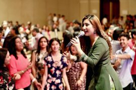 अमेरिकामा बढ्दो छ   क्रेज नेपाली कलाकारको