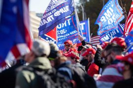 राष्ट्रपति डोनाल्ड ट्रम्प समर्थकहरुले वासिङटन डिसीमा बिरोध ¥याली निकाल्दै