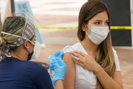 अमेरिकामा कोरोना भ्याक्सिनको तेस्रो डोज प्रयोगका लागी अनुमित