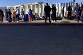 अमेरिकाको सर्वोच्च अदालतले ट्रम्पको निति लागु गदै बाइडेनको आदेशलाई उल्टायो