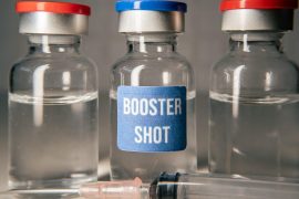 अमेरिकामा चिकित्सको परामर्श विना केहीले भ्याक्सिनको तेस्रो डोज लगाउन थाले