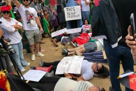 वाइट हाउस अगाडी अफगानी मुलका नागरिकद्धारा प्रदर्शन