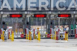 यसरी खुलाइदैछ अमेरिका प्रवेश गर्ने क्यानडा तथा मेक्सिको सिमा